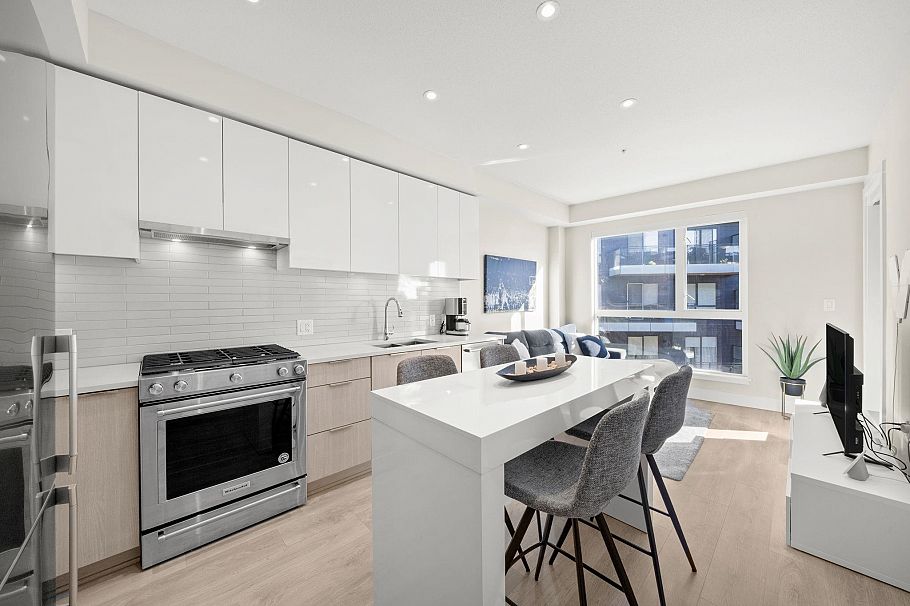 411 8508 Rivergrass Drive Vancouver, BC - 4