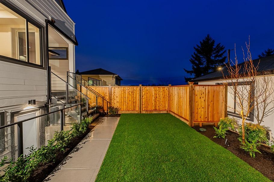 3537 Cambridge Street Vancouver, BC - 36