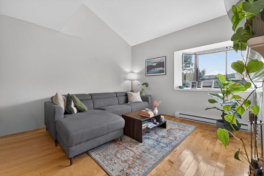 311 1922 W 7th Avenue Vancouver, BC - 9