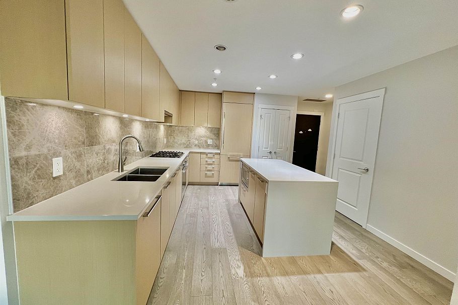 1602 3487 Binning Road Vancouver, BC - 4