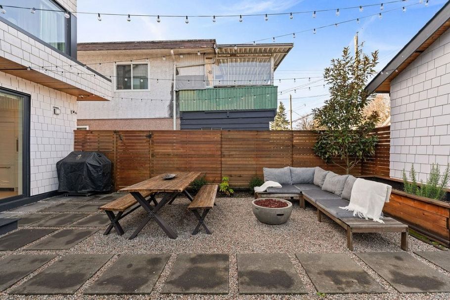 529 E 17th Avenue Vancouver, BC - 37