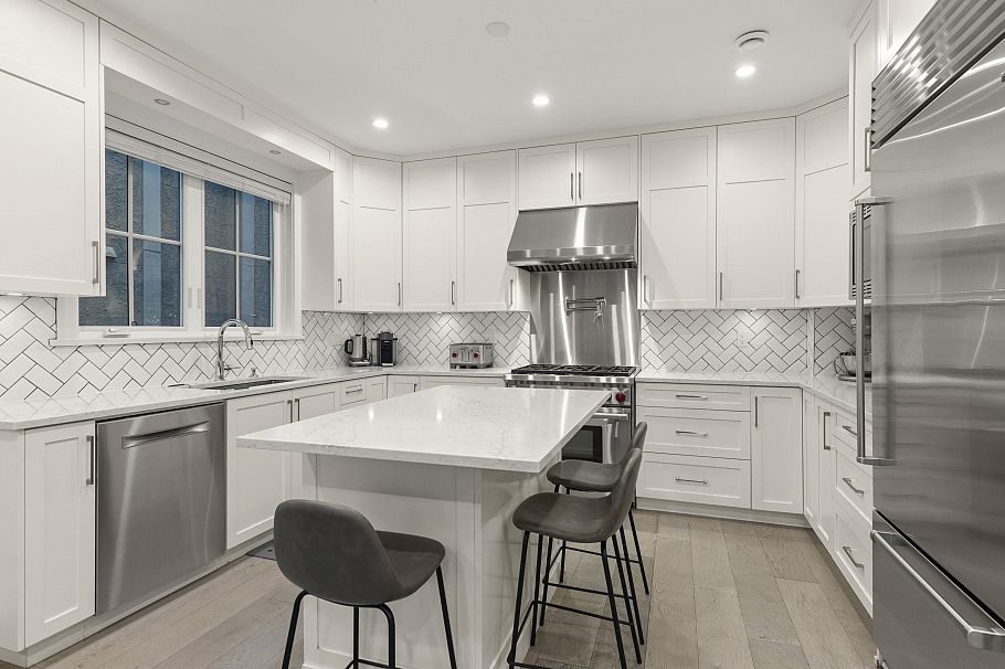 554 E 10th Avenue Vancouver, BC - 10