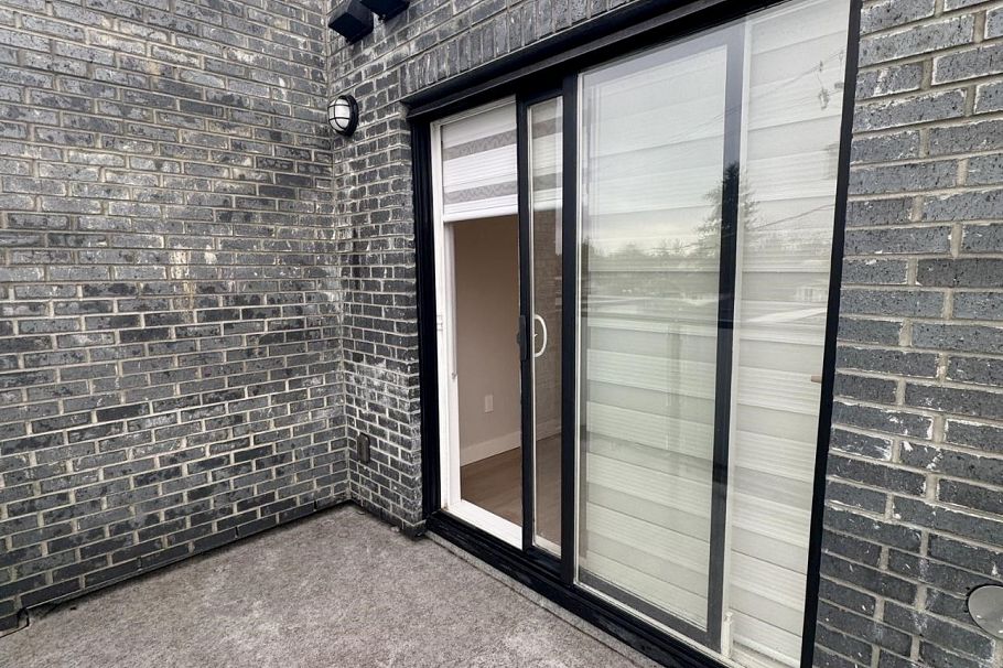 302 3050 Kingsway Road Vancouver, BC - 6