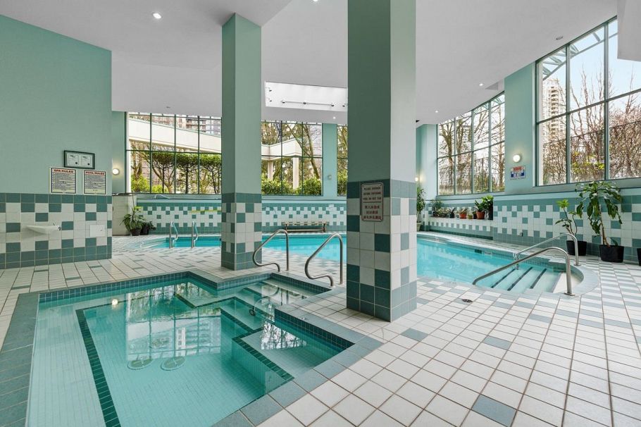 19C 6128 Patterson Avenue Burnaby, BC - 32