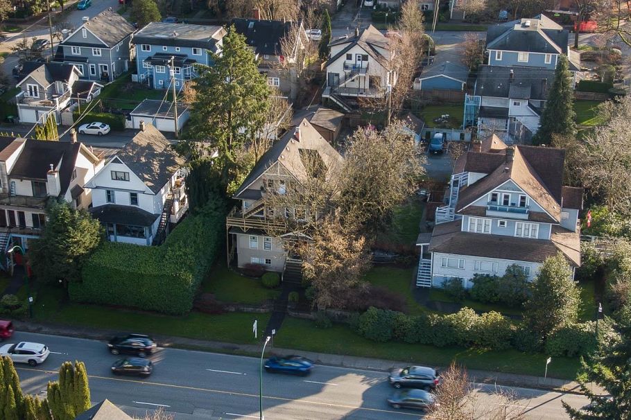 236 W 12th Avenue Vancouver, BC - 31