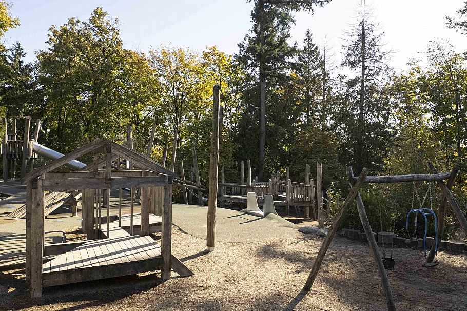 19 533 E 3rd Street North Vancouver, BC - 40