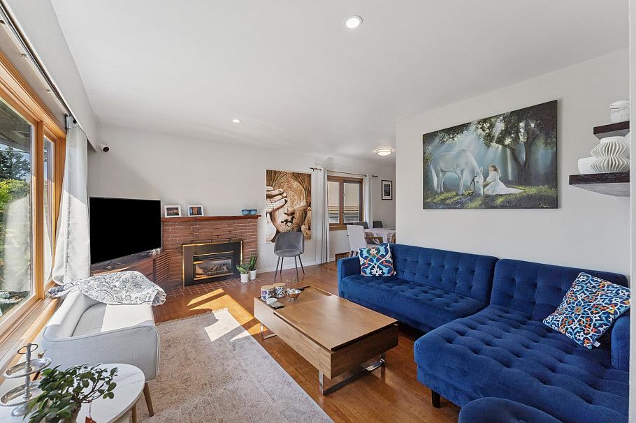 430 W Kings Road North Vancouver, BC - 5