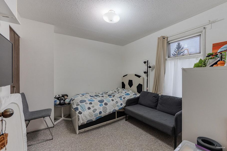 308 E King Edward Avenue Vancouver, BC - 24