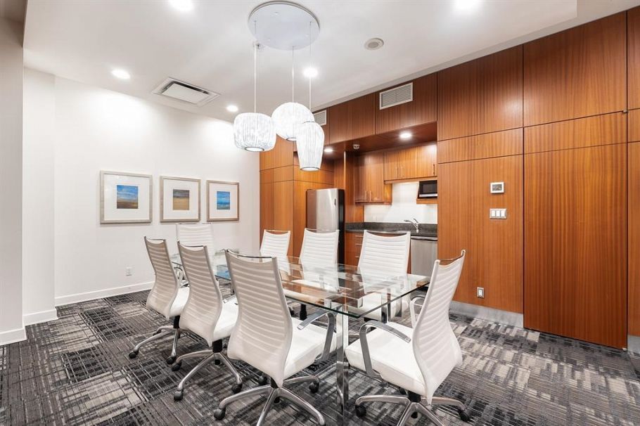 1211 W Cordova Vancouver, BC - 21