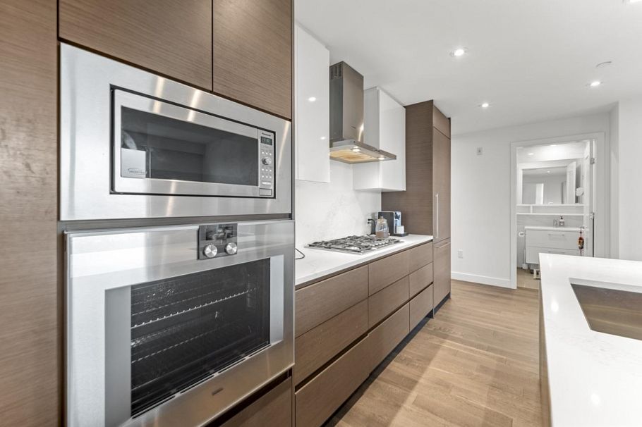 408 5693 Elizabeth Street Vancouver, BC - 4