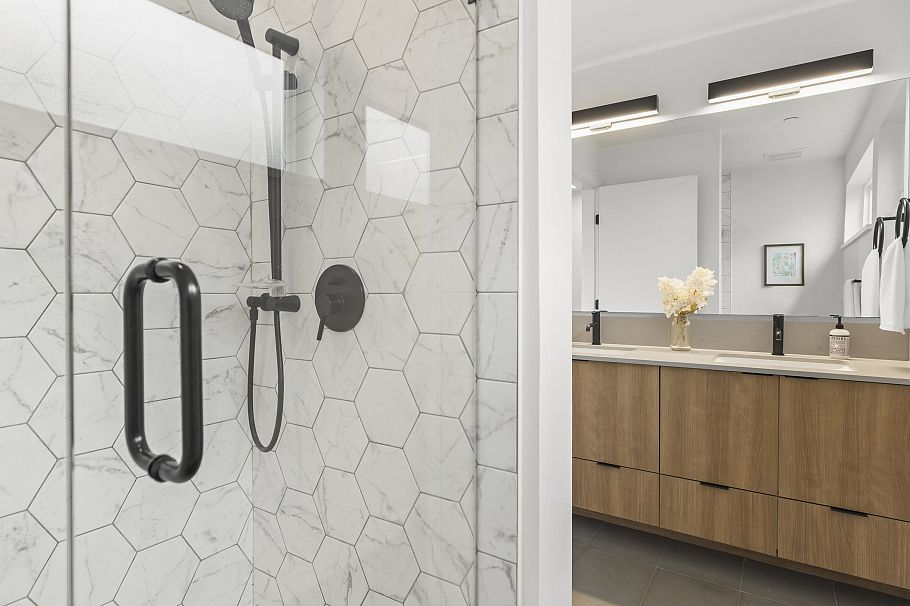 19 533 E 3rd Street North Vancouver, BC - 30