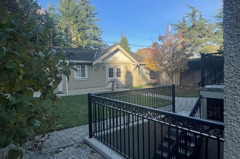 3125 W 38th Avenue Vancouver, BC - 19