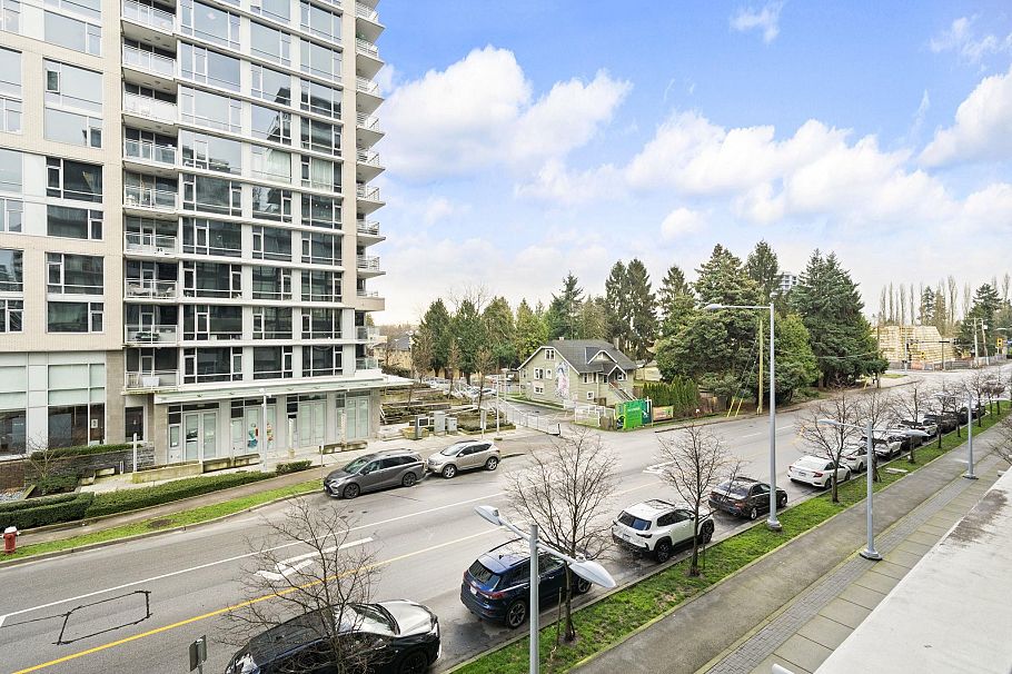 302 3333 Sexsmith Road Richmond, BC - 19