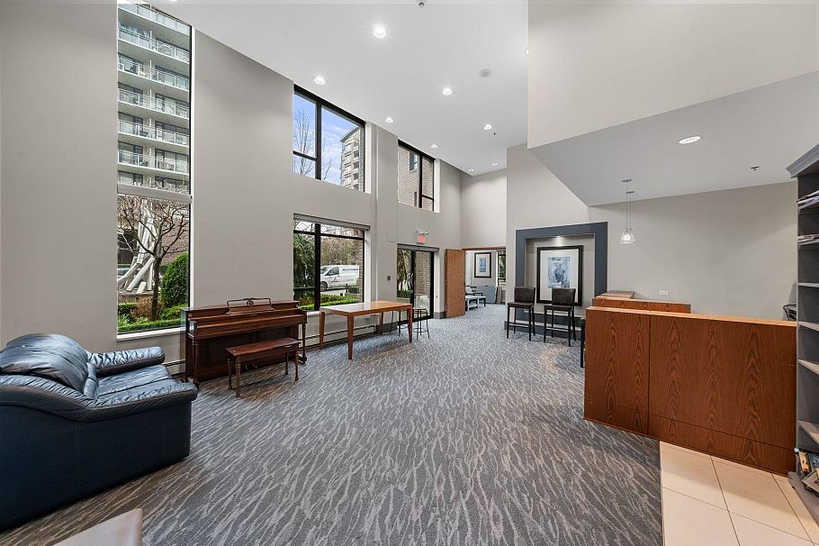 704 155 W 1st Street North Vancouver, BC - 15