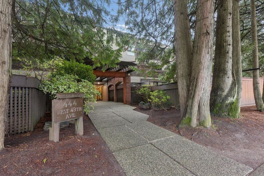 211 444 W 49th Avenue Vancouver, BC - 1