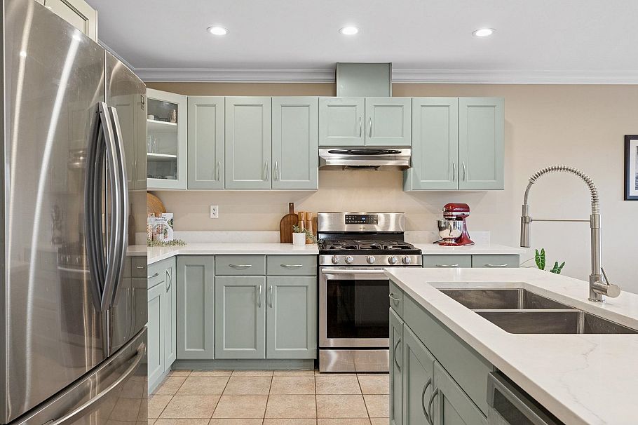 353 E 5th Street North Vancouver, BC - 8