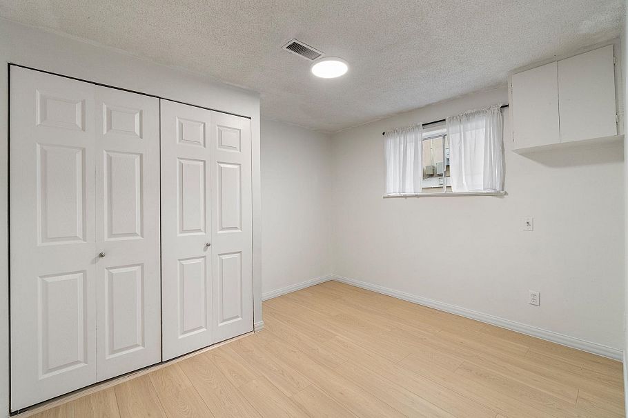 2611 Parker Street Vancouver, BC - 12