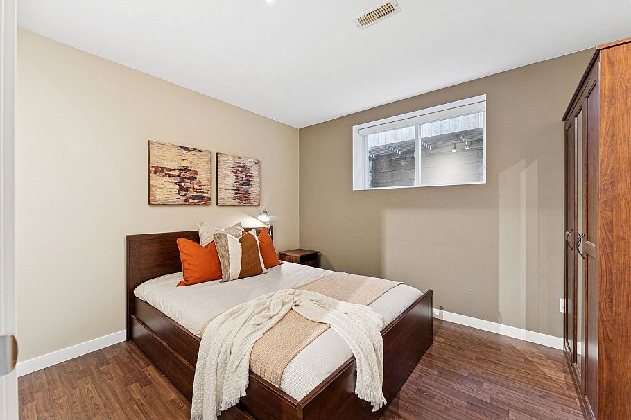 353 E 5th Street North Vancouver, BC - 33