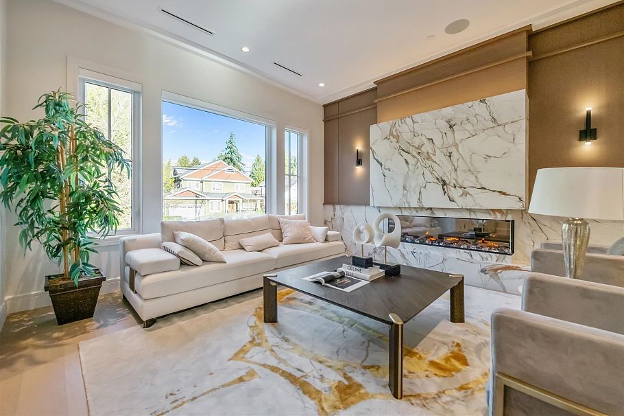 3852 W 50th Avenue Vancouver, BC - 3