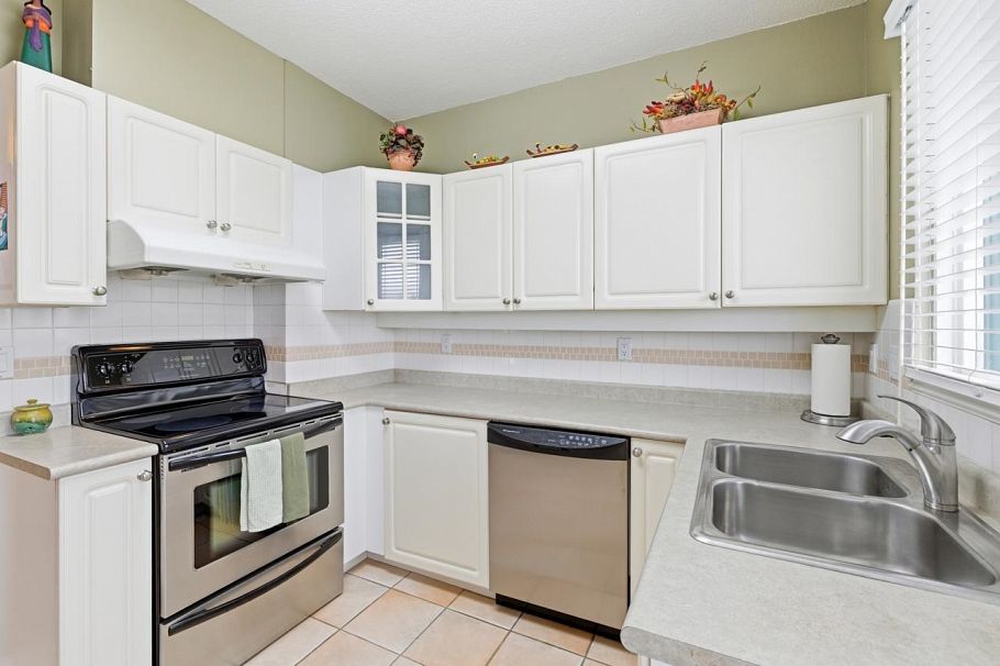 19C 6128 Patterson Avenue Burnaby, BC - 9