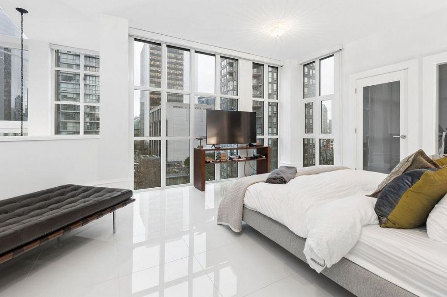 PH2 1102 Hornby Street Vancouver, BC - 17