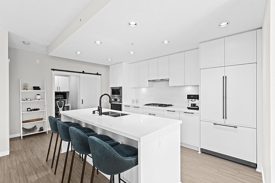 508 3198 Riverwalk Avenue Vancouver, BC - 2