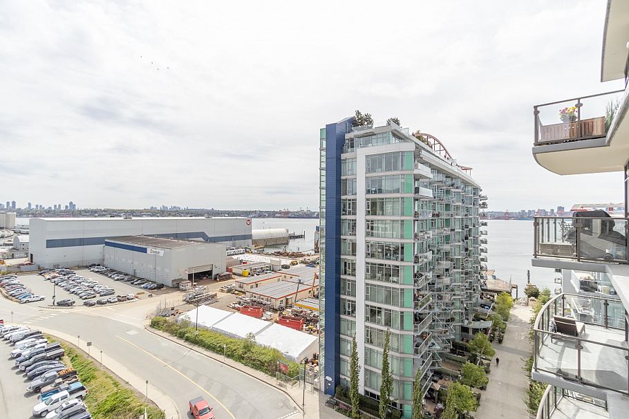 1003 172 Victory Ship Way North Vancouver, BC - 22