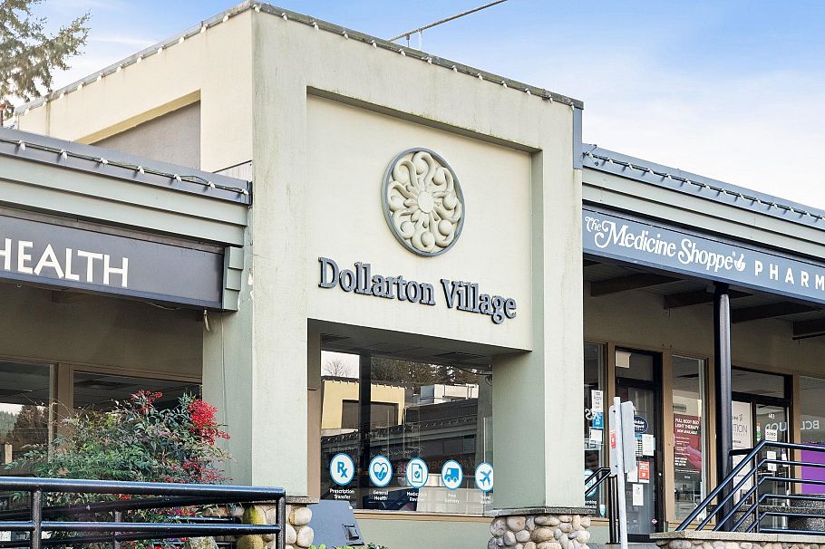 4174 Dollarton Highway North Vancouver, BC - 33