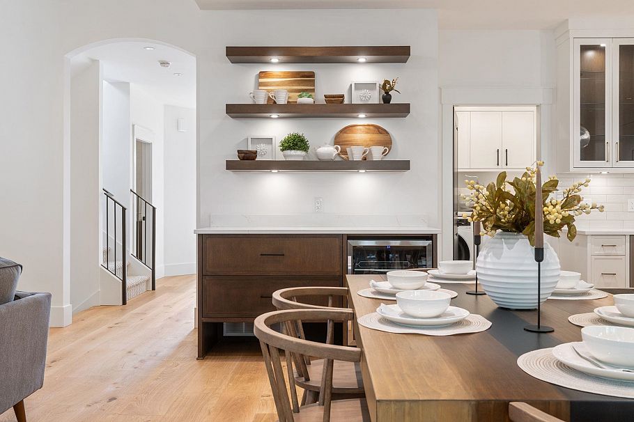 1232 Wellington Drive North Vancouver, BC - 6