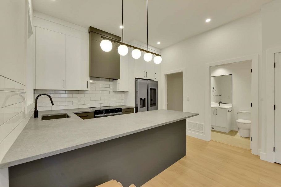 1 1436 E 1st Avenue Vancouver, BC - 5