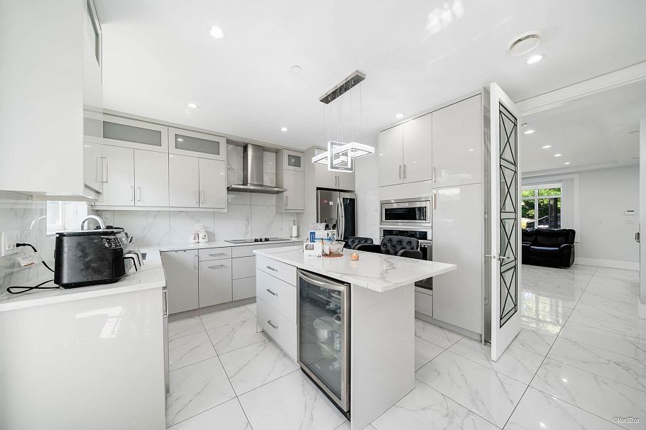 4841 Dumfries Street Vancouver, BC - 11