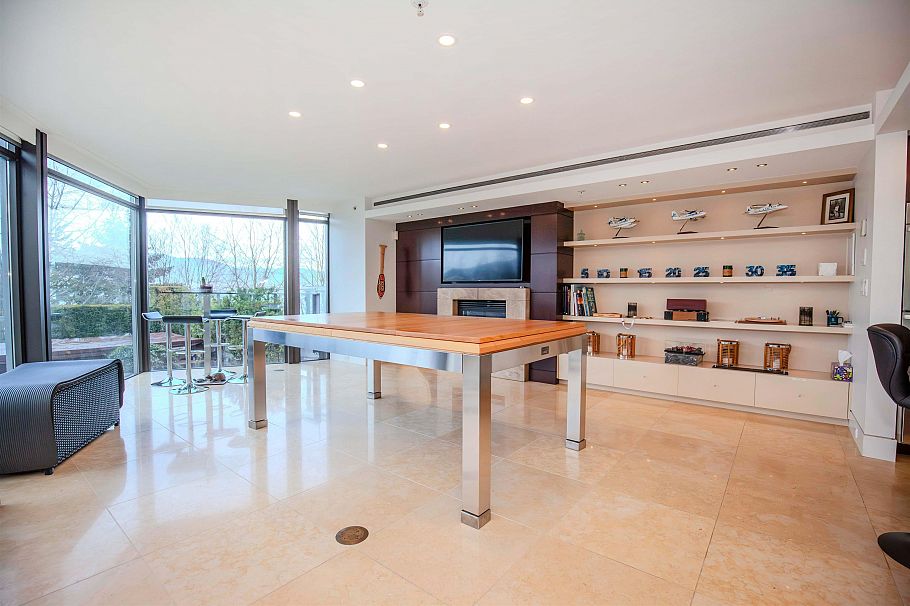 401 1281 W CORDOVA STREET, Vancouver BC V6C 3R5 Vancouver, BC - 1