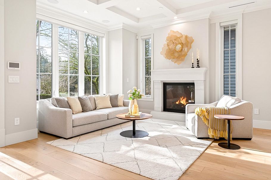 4089 W 19th Avenue Vancouver, BC - 3