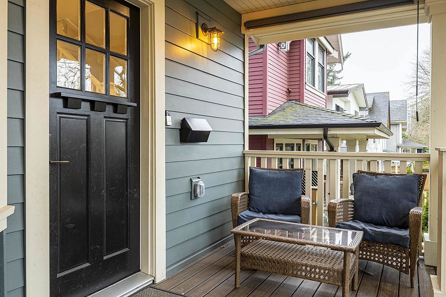 554 E 10th Avenue Vancouver, BC - 4