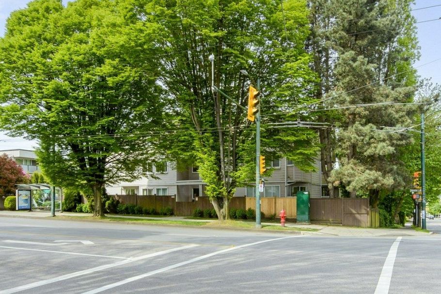 301 29 Nanaimo Street Vancouver, BC - 25