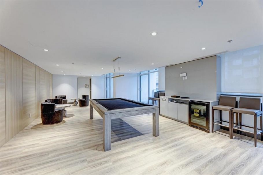 608 1675 Lions Gate Lane North Vancouver, BC - 27