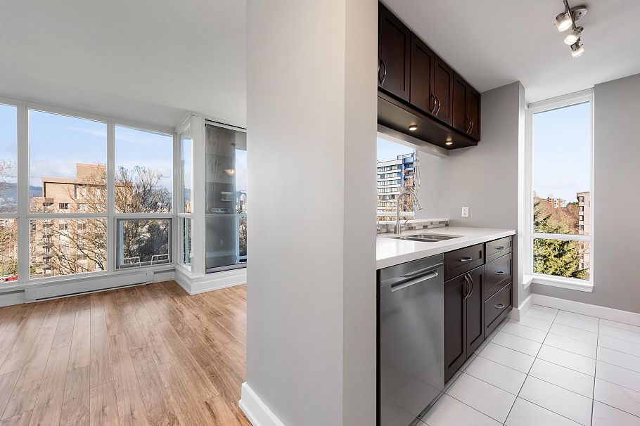 802 1686 W 13th Avenue Vancouver, BC - 18