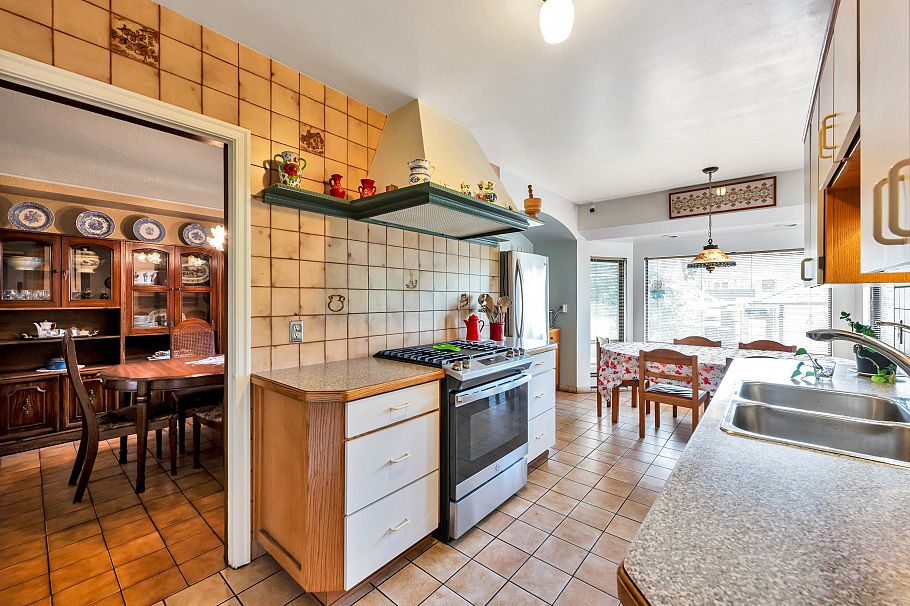 3778 Triumph Street Burnaby, BC - 5