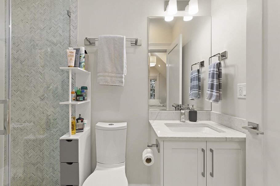 554 E 10th Avenue Vancouver, BC - 24