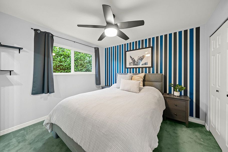 4174 Dollarton Highway North Vancouver, BC - 10