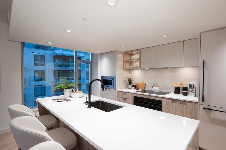 520 755 Harbourside Drive North Vancouver, BC - 17