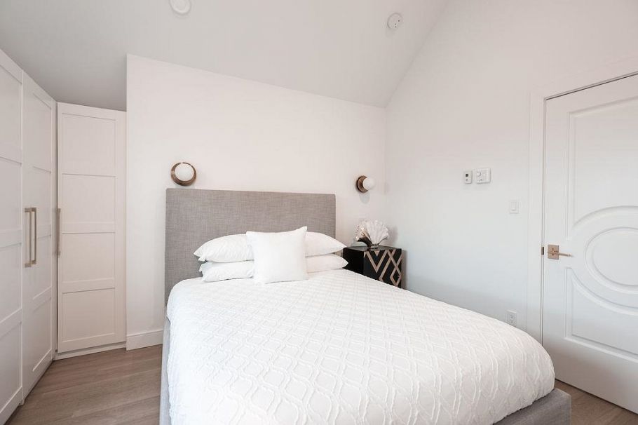 1022 Odlum Drive Vancouver, BC - 25