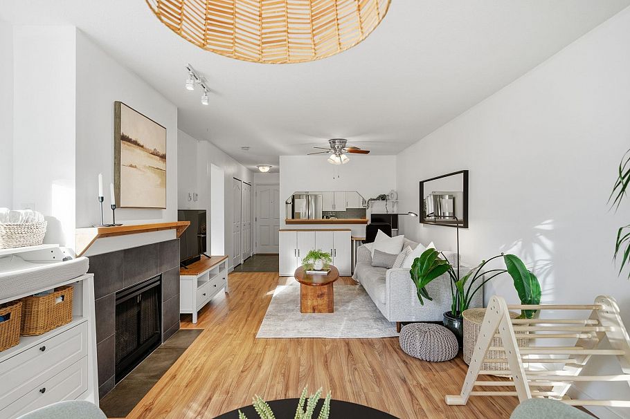 204 315 E 3rd Street North Vancouver, BC - 7