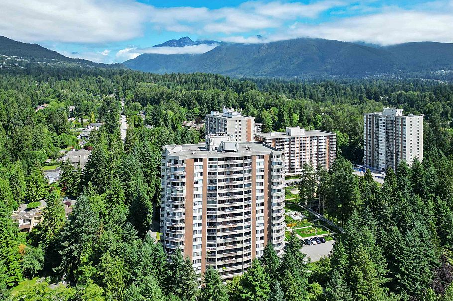 208 2024 Fullerton Avenue North Vancouver, BC - 1