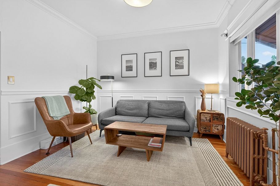 4387 St. George Street Vancouver, BC - 4