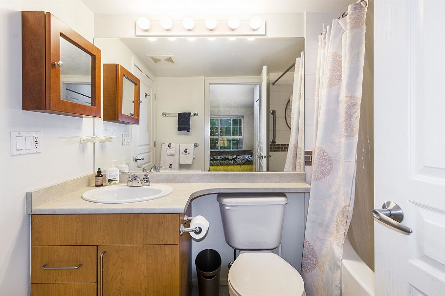 312 1150 E 29th Street North Vancouver, BC - 14