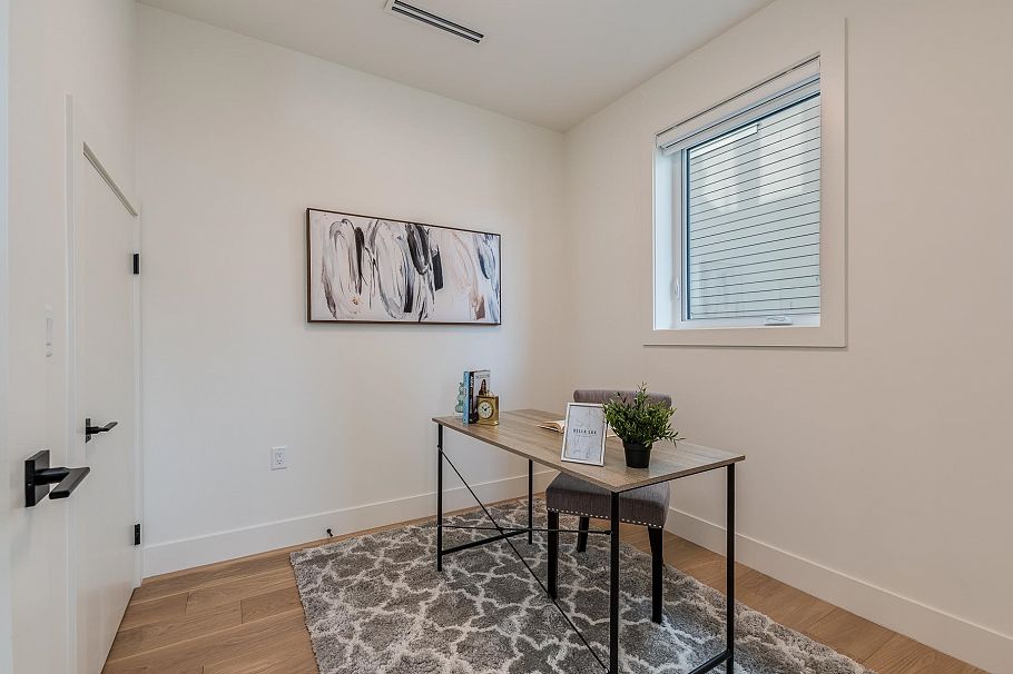 1 2263 E 35th Avenue Vancouver, BC - 10