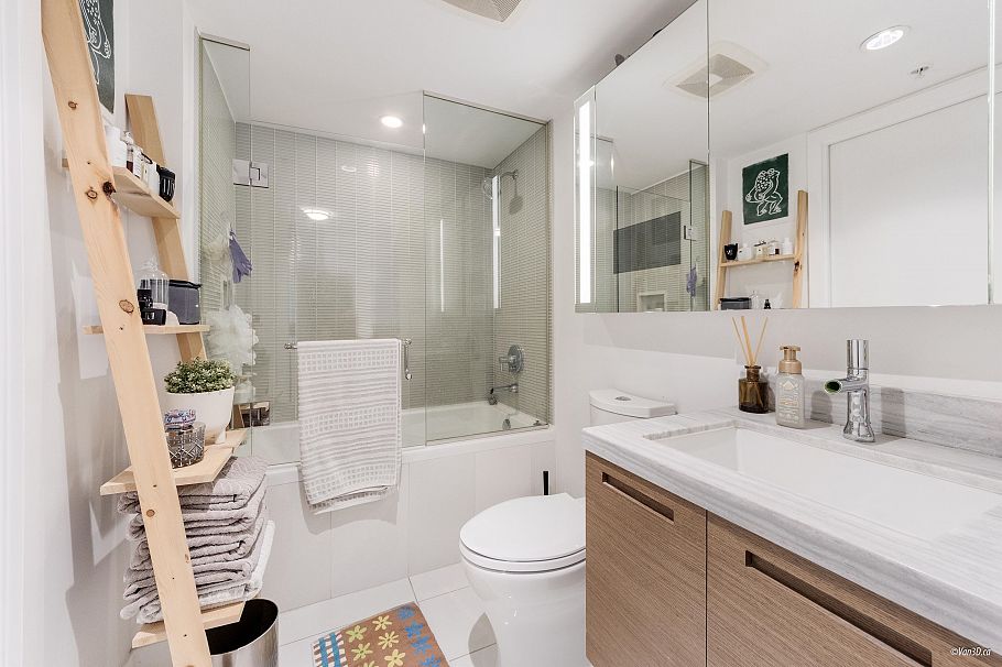 2008 777 Richards Street Vancouver, BC - 13