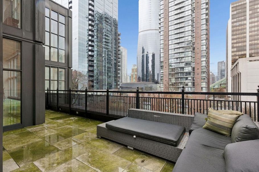 PH2 1102 Hornby Street Vancouver, BC - 28