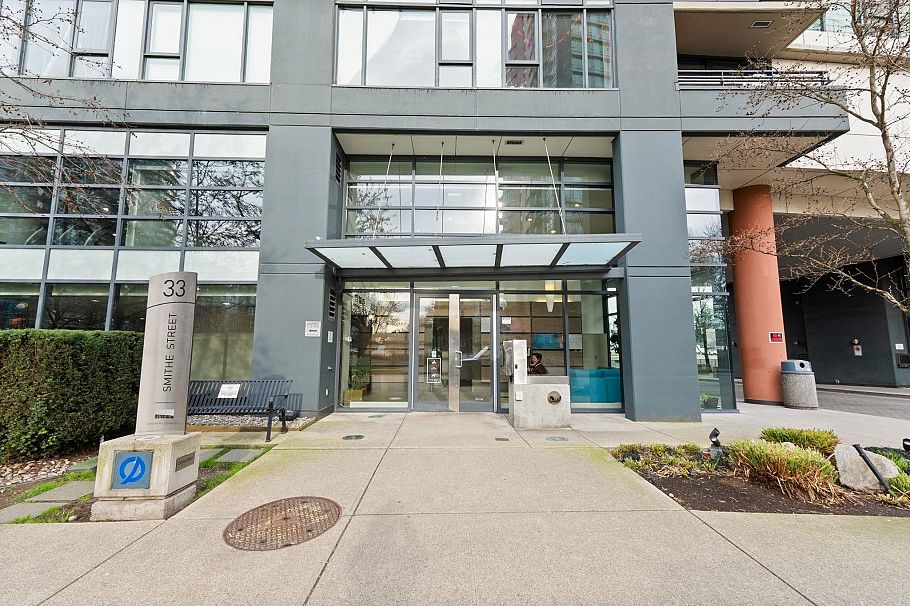 3302 33 Smithe Street Vancouver, BC - 33